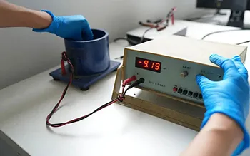 03-Magnetic-Flux-Meter