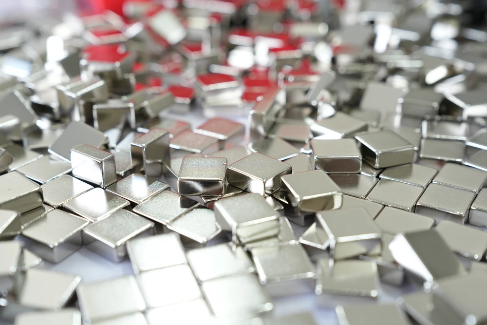 Unmagnetized Magnets - BMAG Magnet